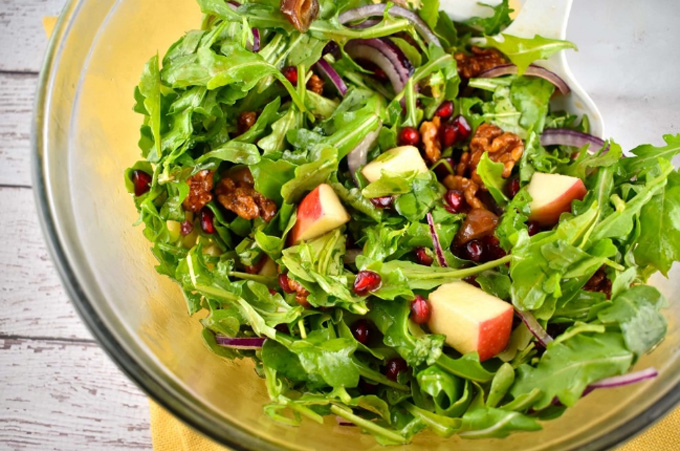 Pomegranate, Apple and Date Salad Recipe